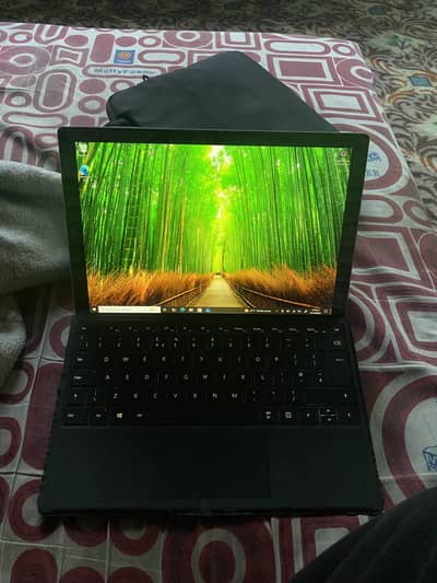Microsoft pro 5 i7 8gb ram 256gb 128 gb graphic card