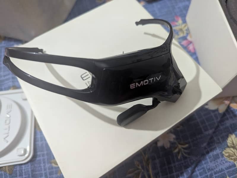 EEG Headset 2