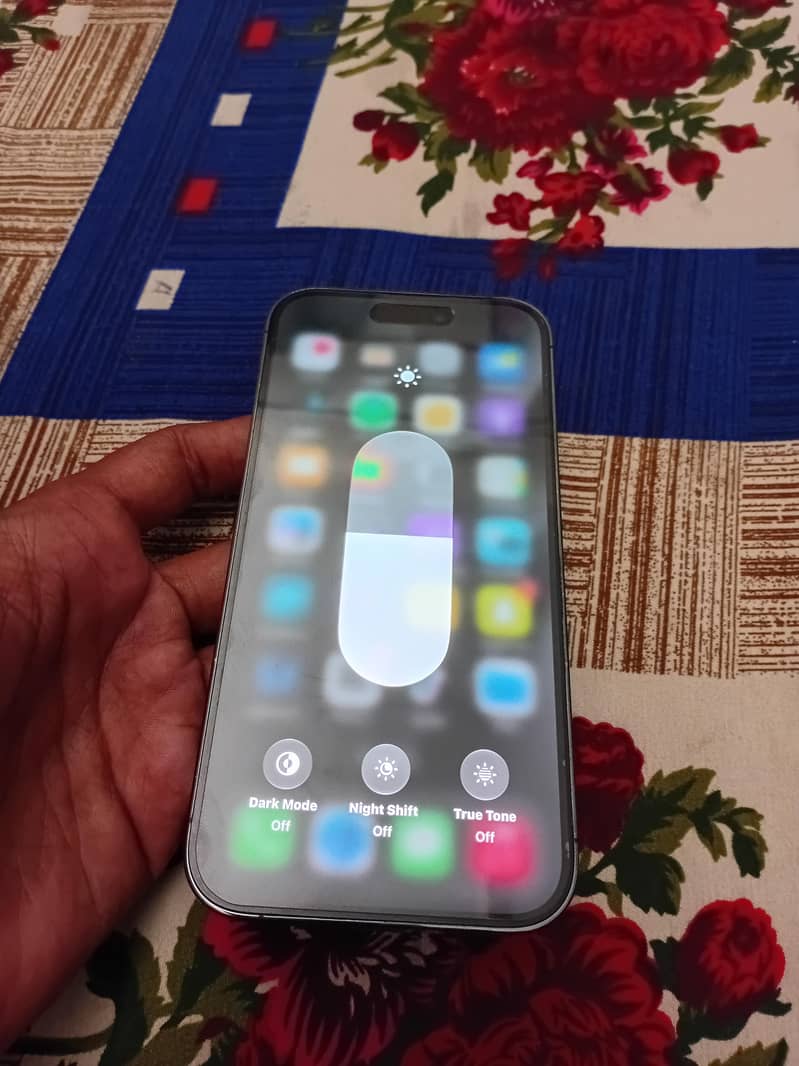 Apple iPhone 14 Pro 4