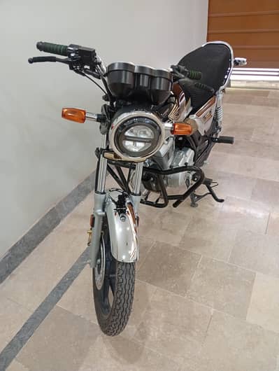 Honda CG150 2026 Black two-tone is available for sale