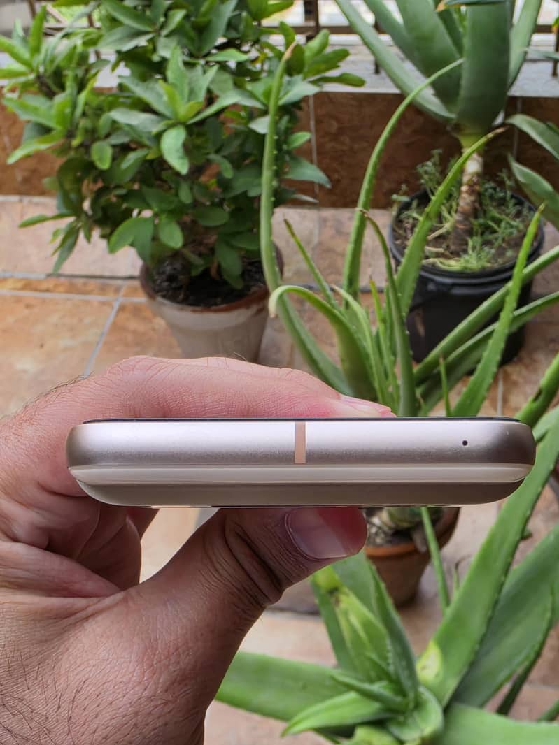 Google Pixel 8 1