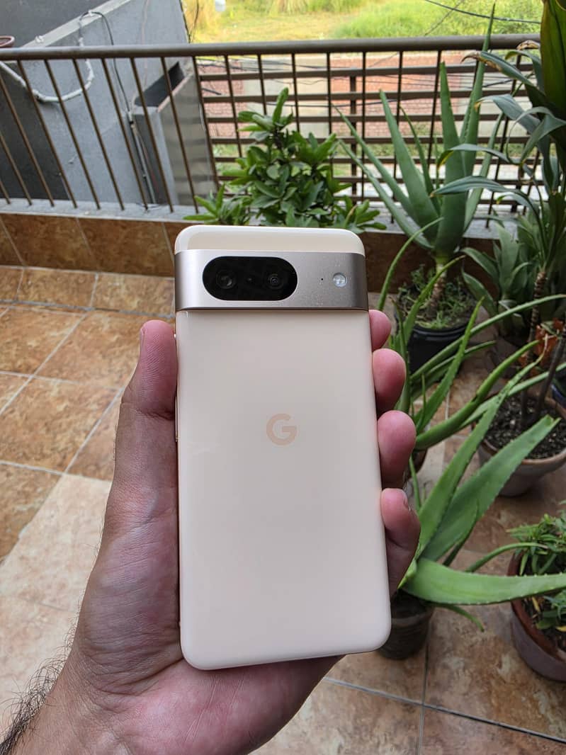 Google Pixel 8 3