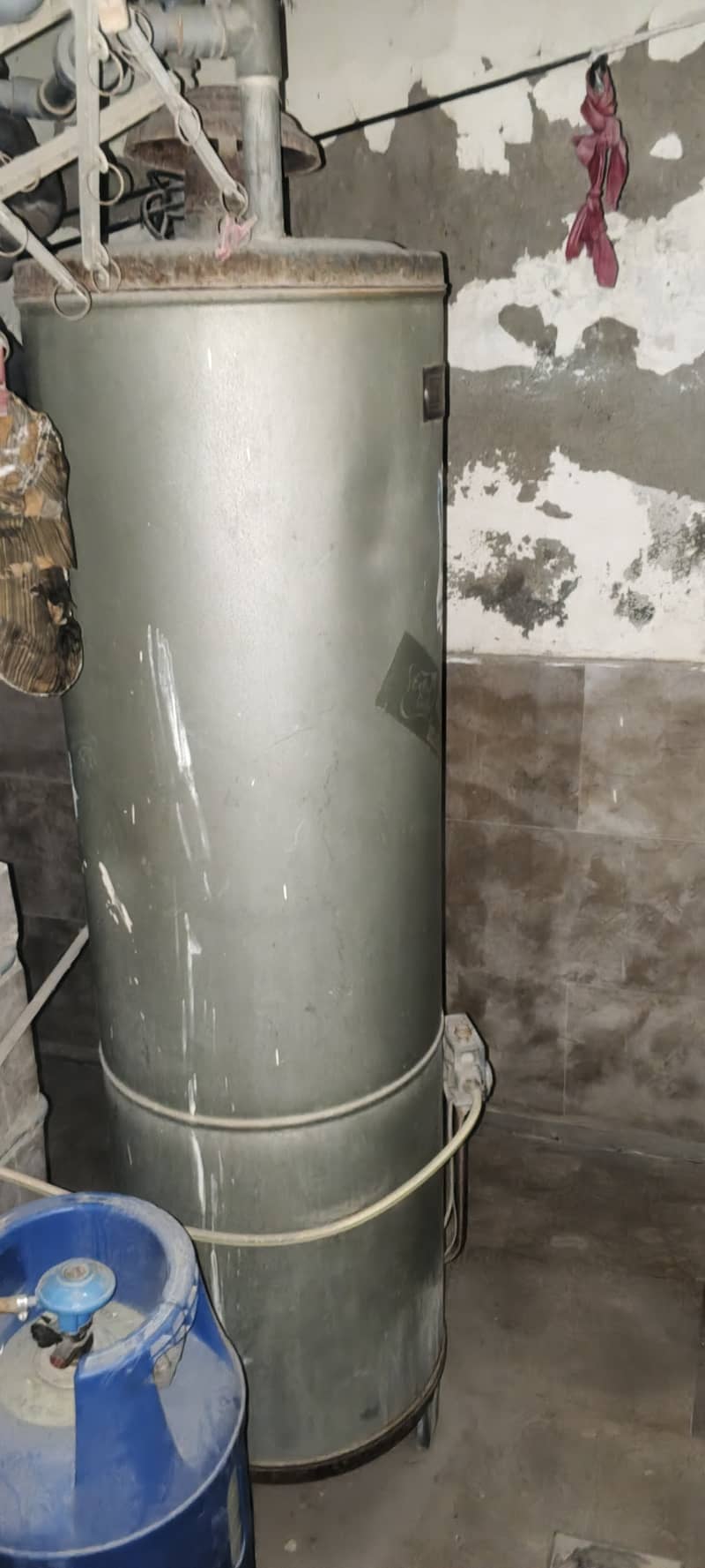 Geyser for sell working properly - Geysers - 1120731334