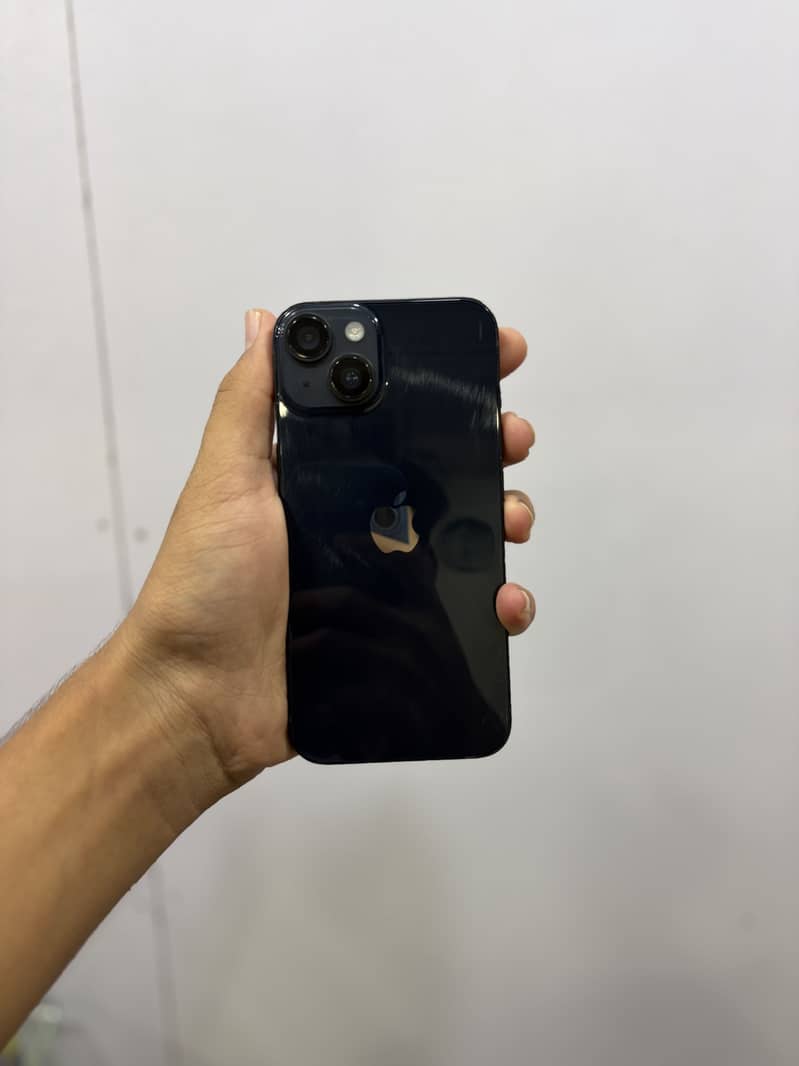 Apple iPhone 14 3