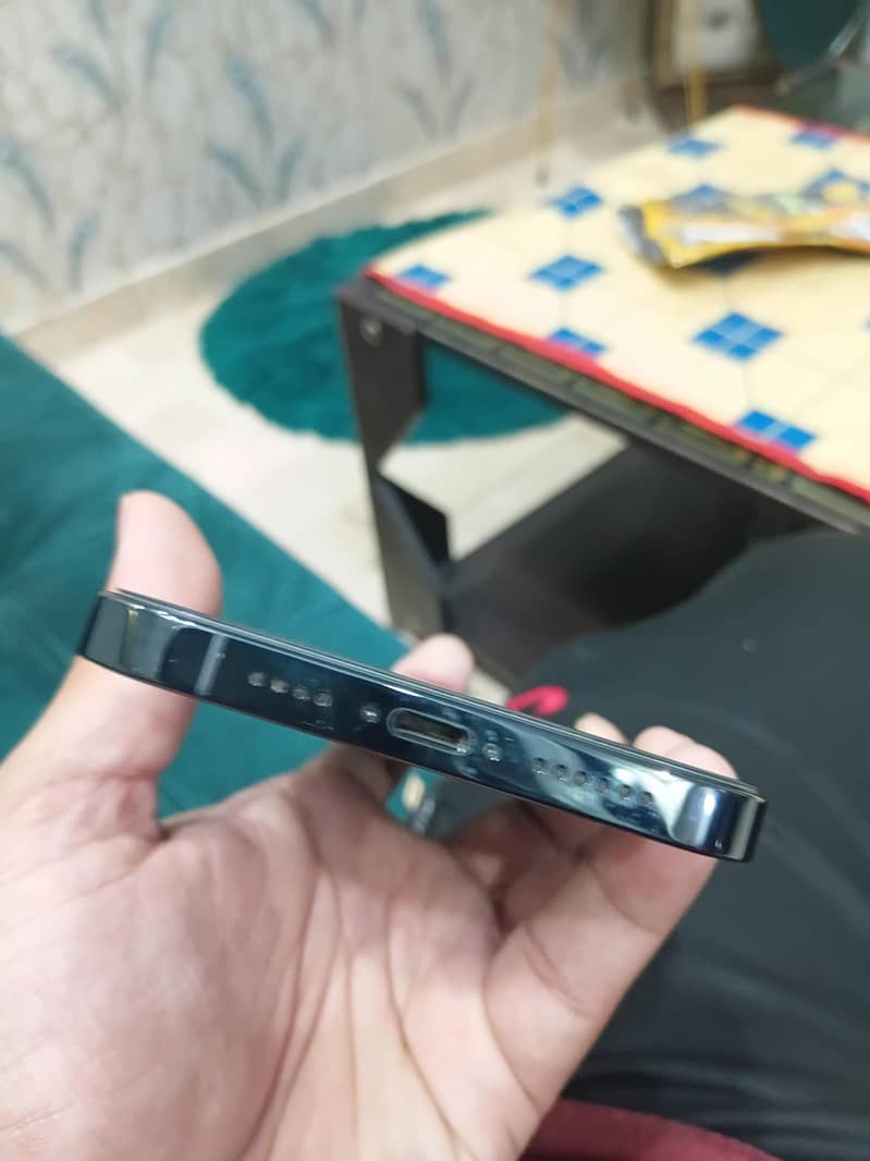 Apple iPhone 12 Pro Max 5