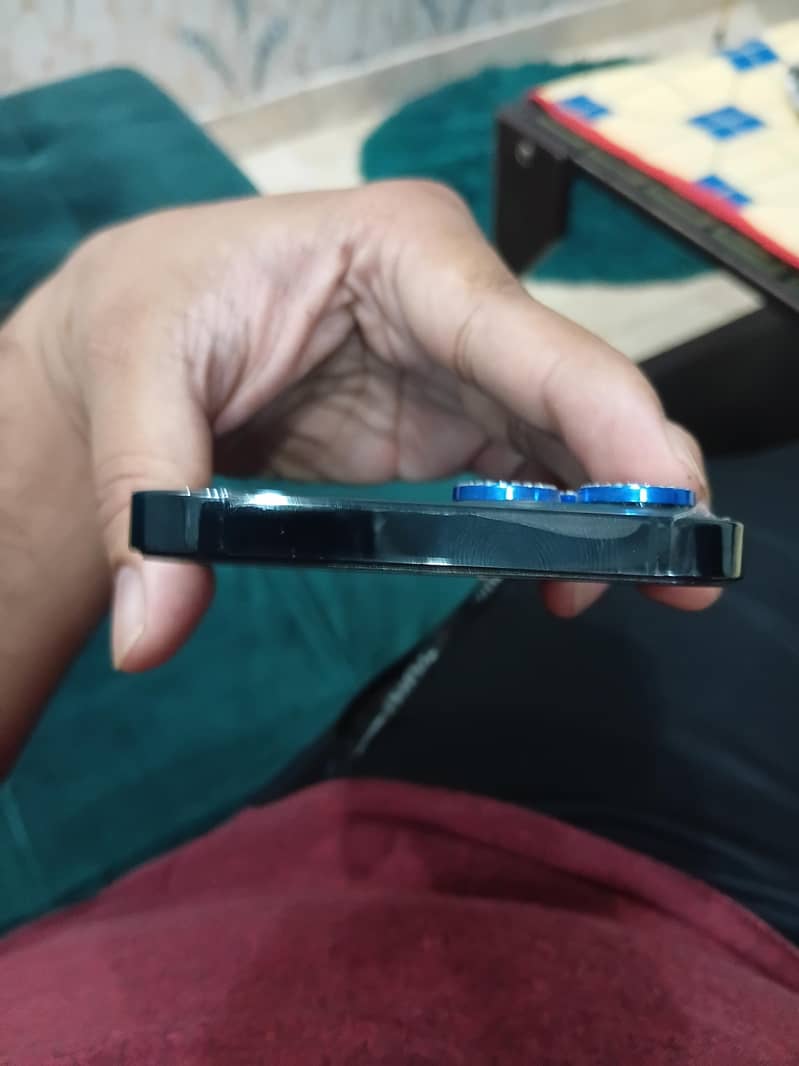 Apple iPhone 12 Pro Max 6