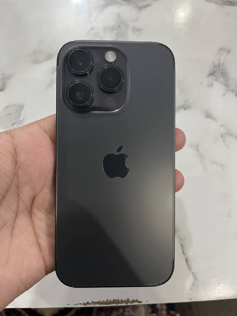 Apple iPhone 14 Pro 3