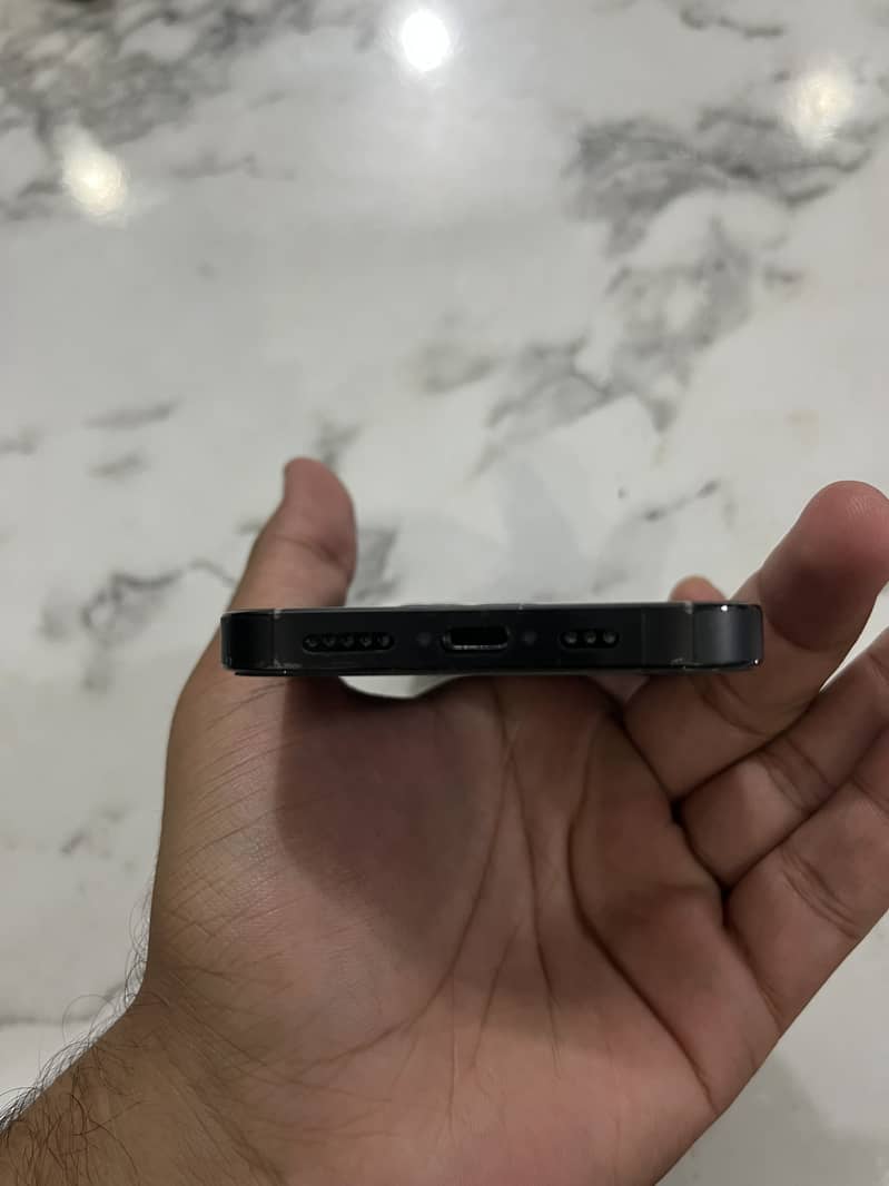 Apple iPhone 14 Pro 4