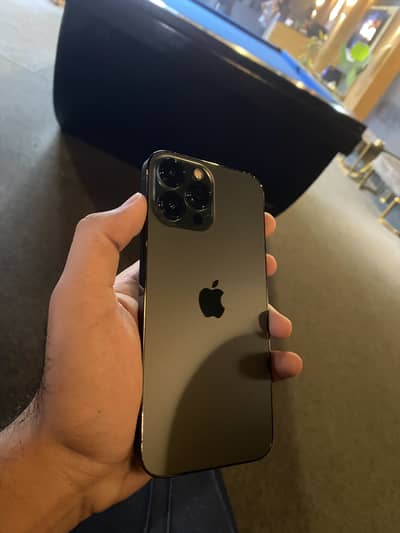 Apple iPhone 13 Pro Max factory unlock 2 month e sim time
