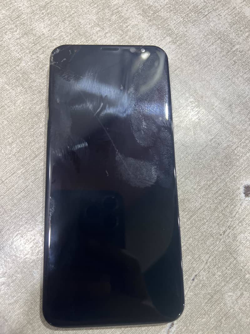Samsung Mobile S8 1
