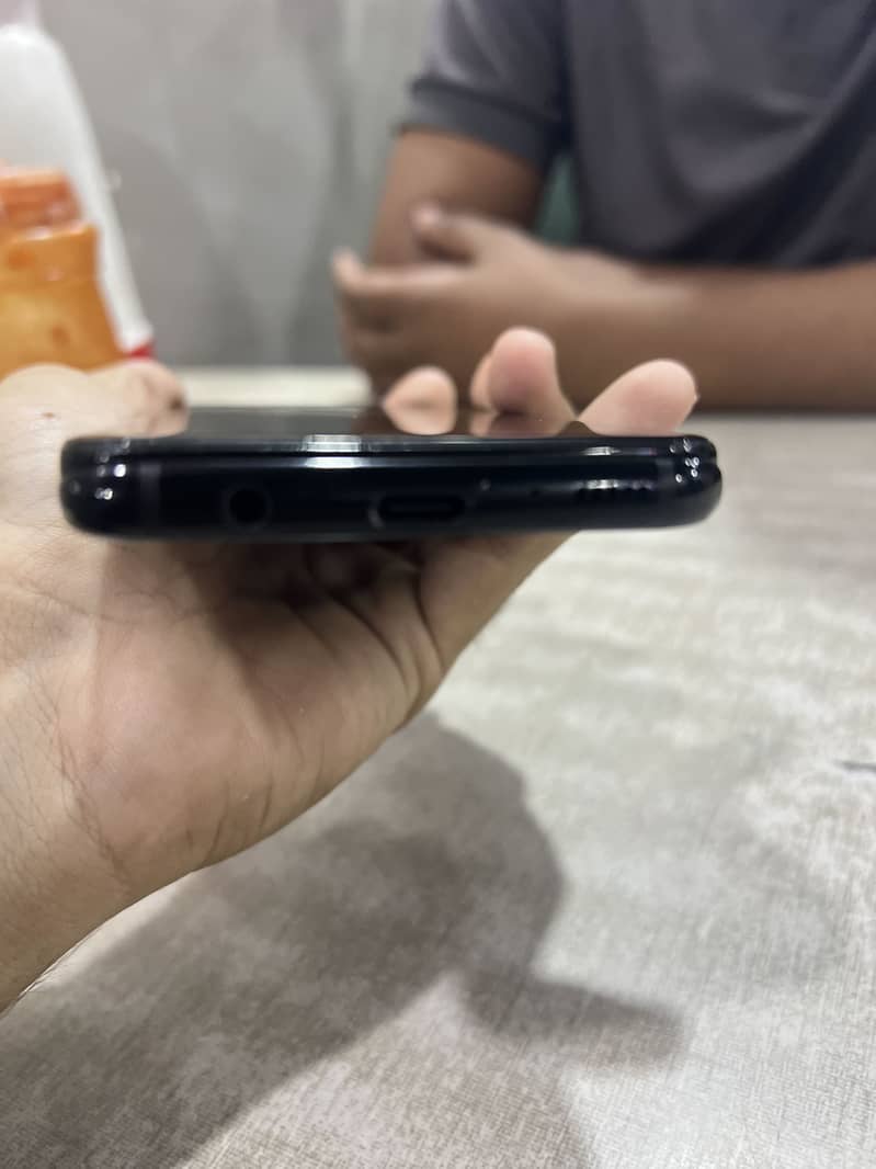 Samsung Mobile S8 3