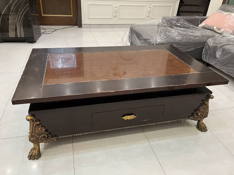 Central Table 5