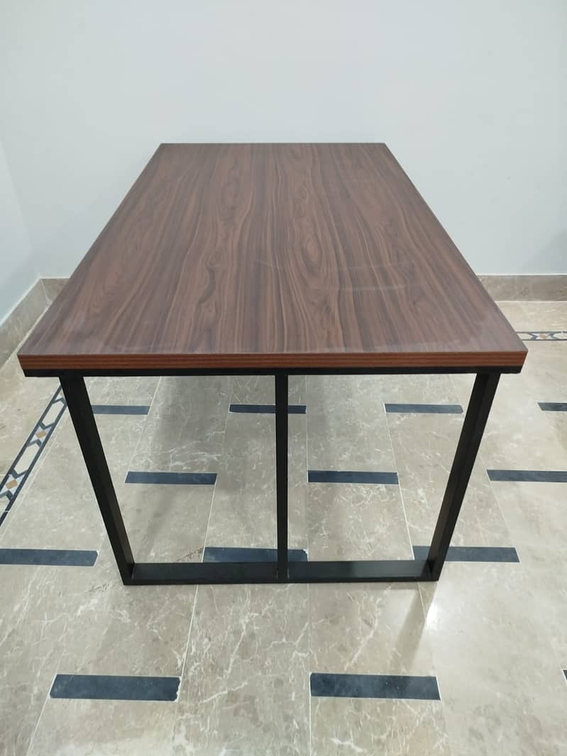 Office Furniture for Sale: Executive and Team Desks with Chairs ...