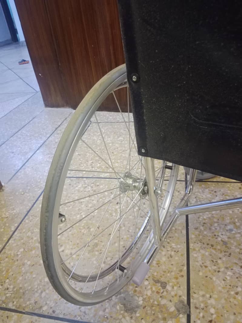 wheels chair 2