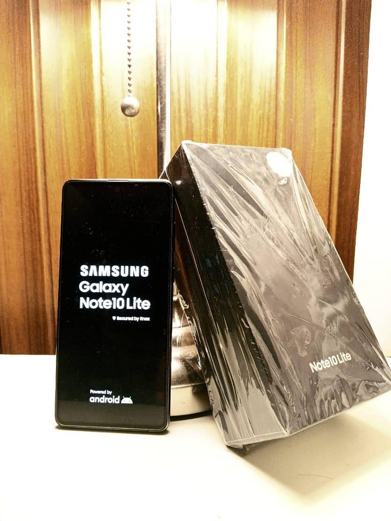 Samsung Mobile Note10 Lite 1