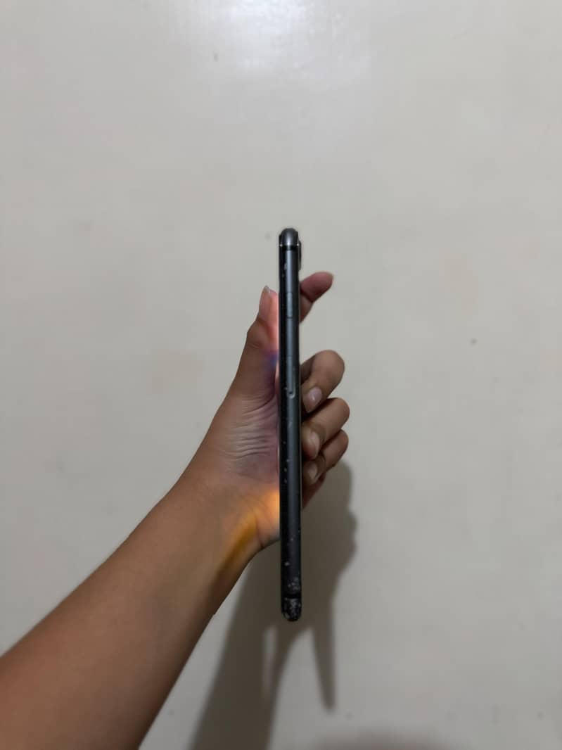 Apple iPhone 8 Plus 2