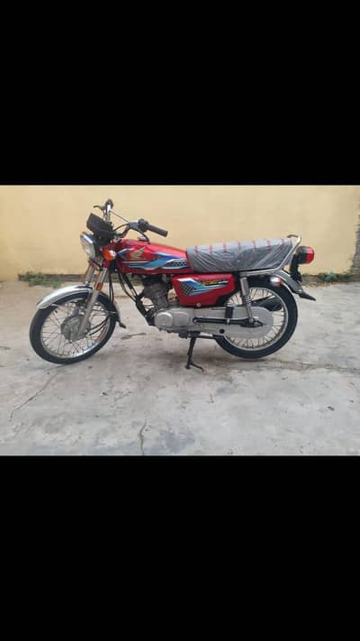 125 24 model urgent sale 03135397232