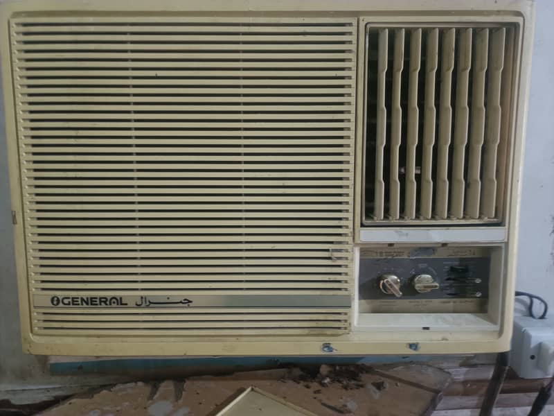 General window AC 1.5 0