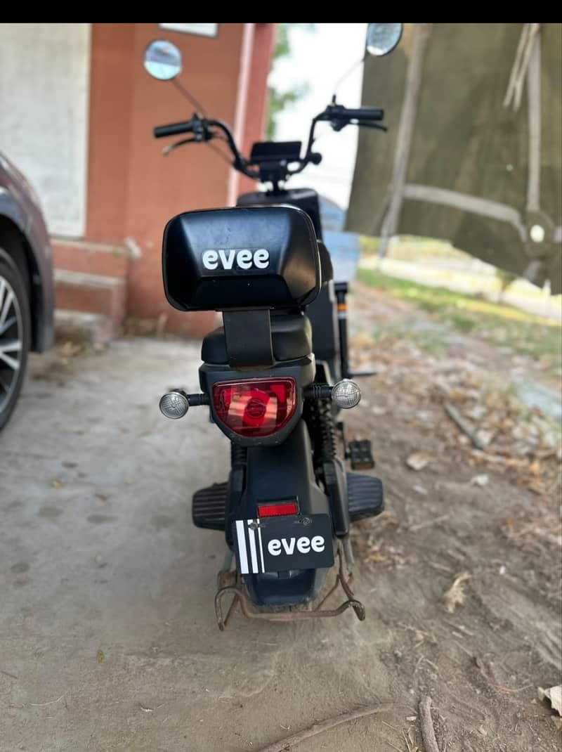 Evee Mito plus 3