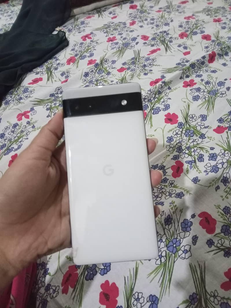 Google Pixel 6a 1