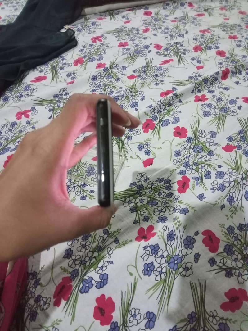 Google Pixel 6a 4