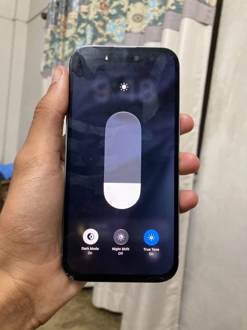 Apple iPhone 15 4