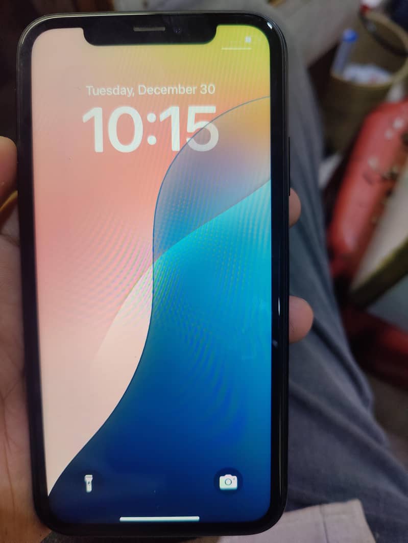 Apple iPhone XR 1