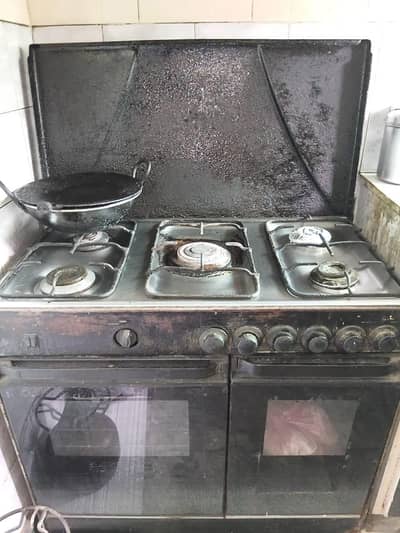 Cooking Range with oven