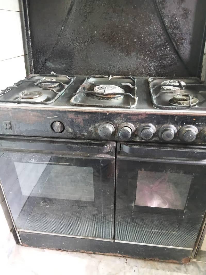 Cooking Range with oven 1