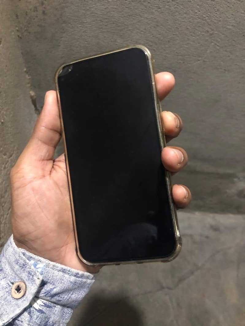 Apple iPhone 13 3