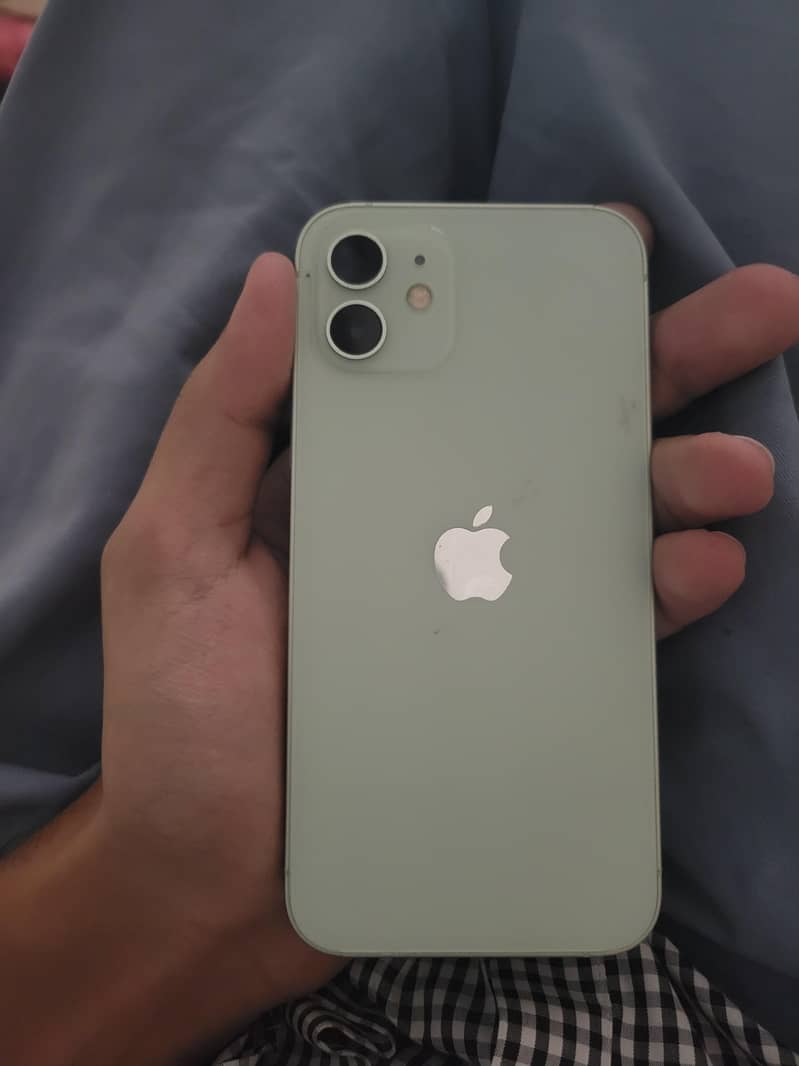 Apple iPhone 12 0