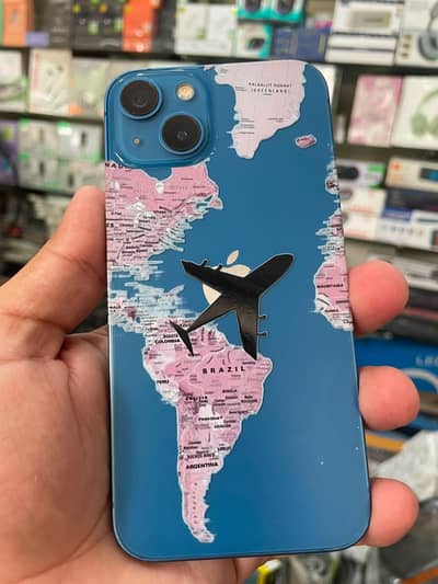Apple iPhone 13