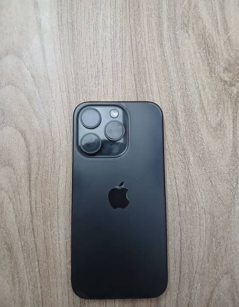 Apple iPhone 15 Pro 1