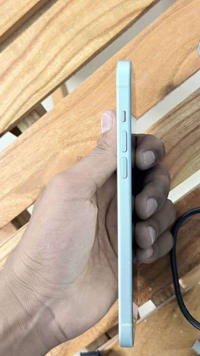 Apple iPhone 15 plus