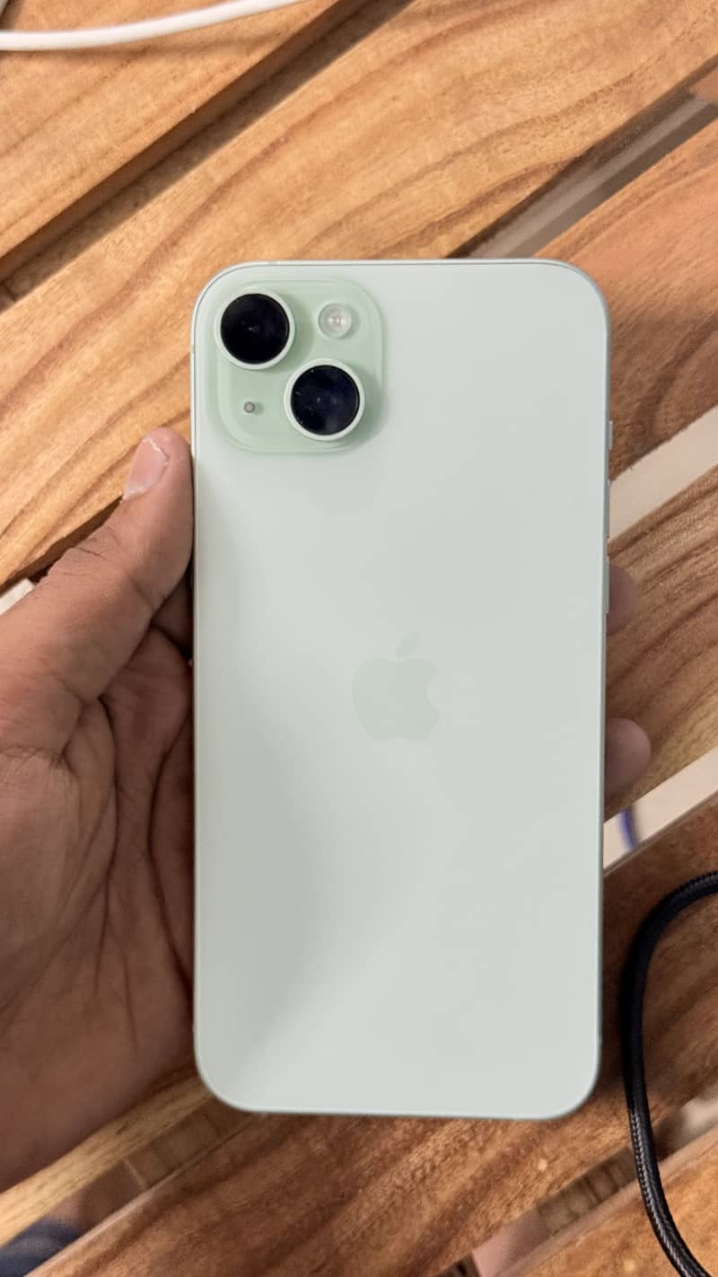 Apple iPhone 15 plus 1