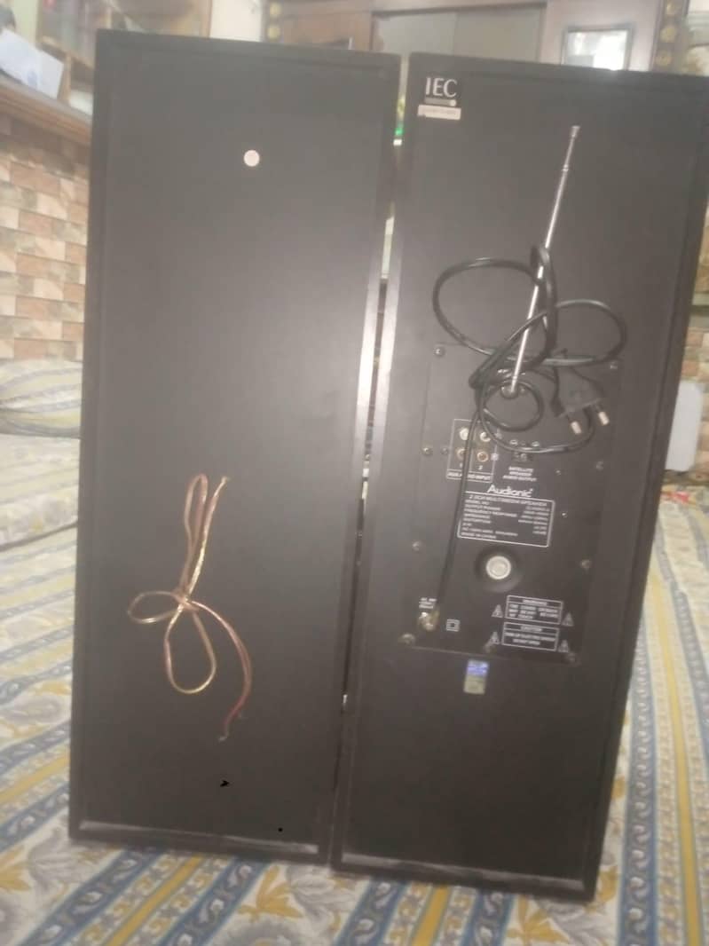 audionic speakers 2
