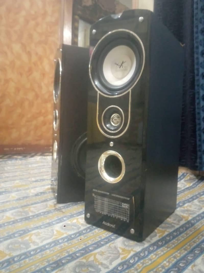 audionic speakers 3