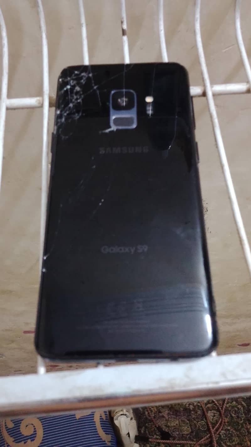 Samsung Mobile S9 1