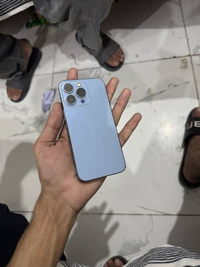 Apple iPhone 13 Pro