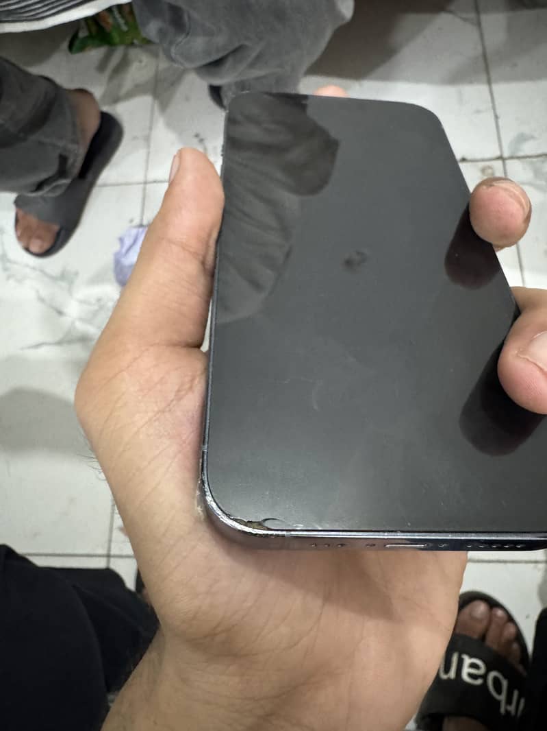 Apple iPhone 13 Pro 6