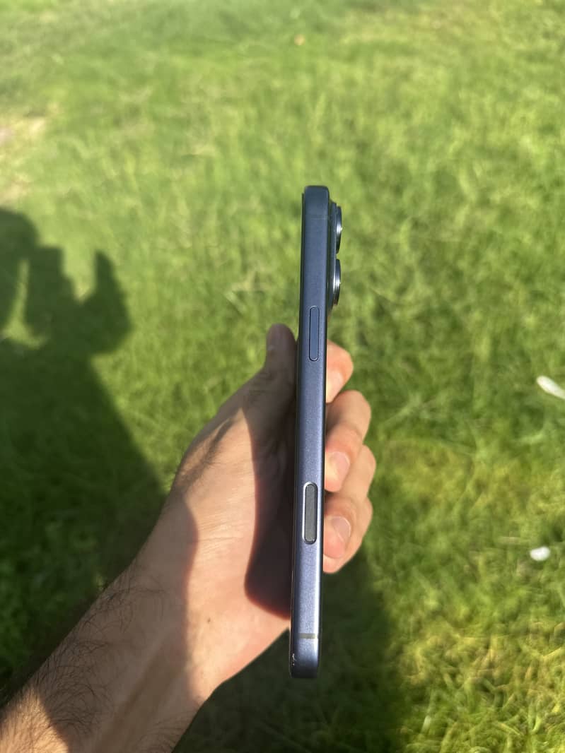 Apple iPhone 17 Pro Max 6
