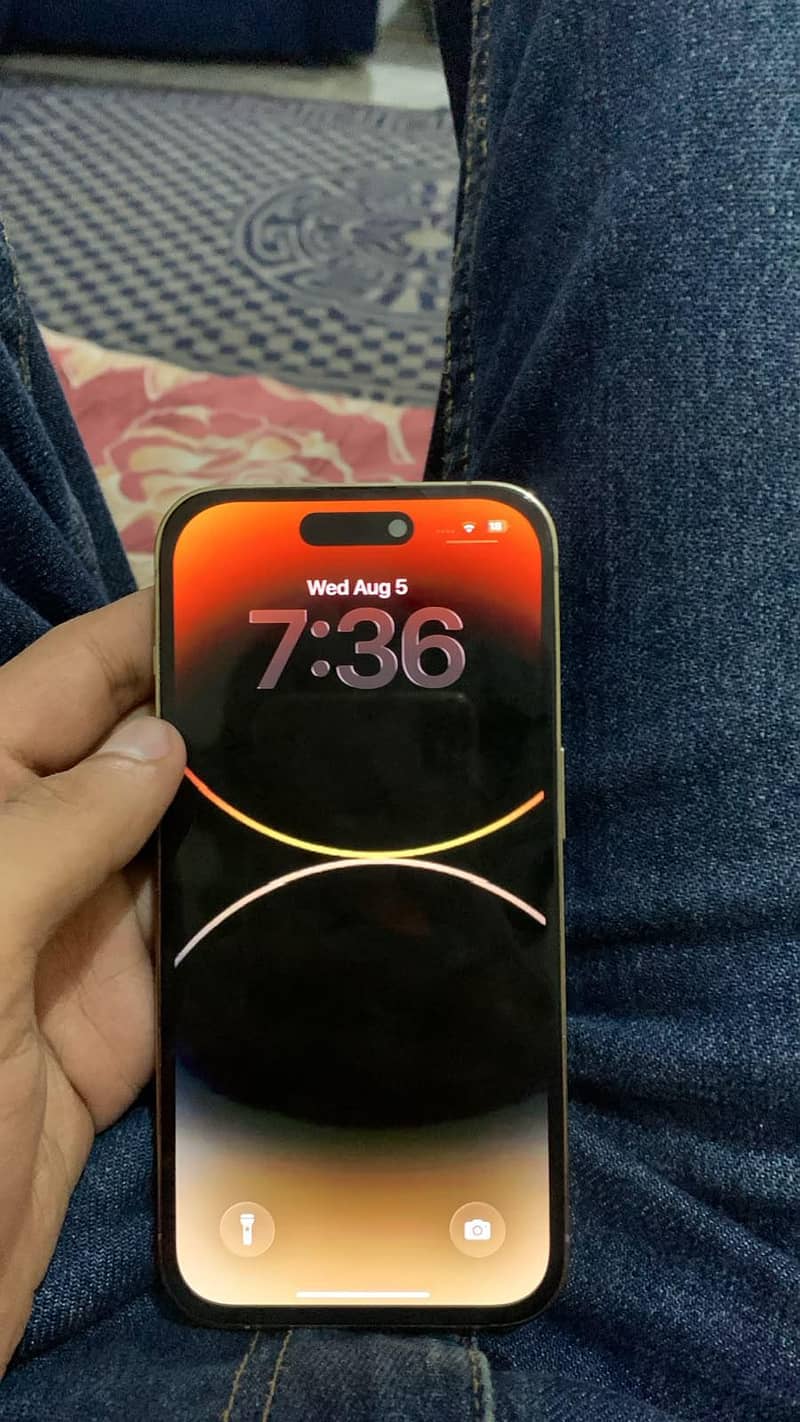 Apple iPhone 14 Pro 0