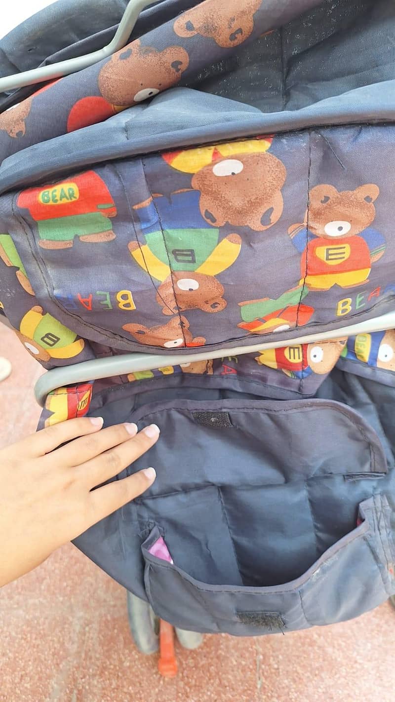 Pram in good condition 5