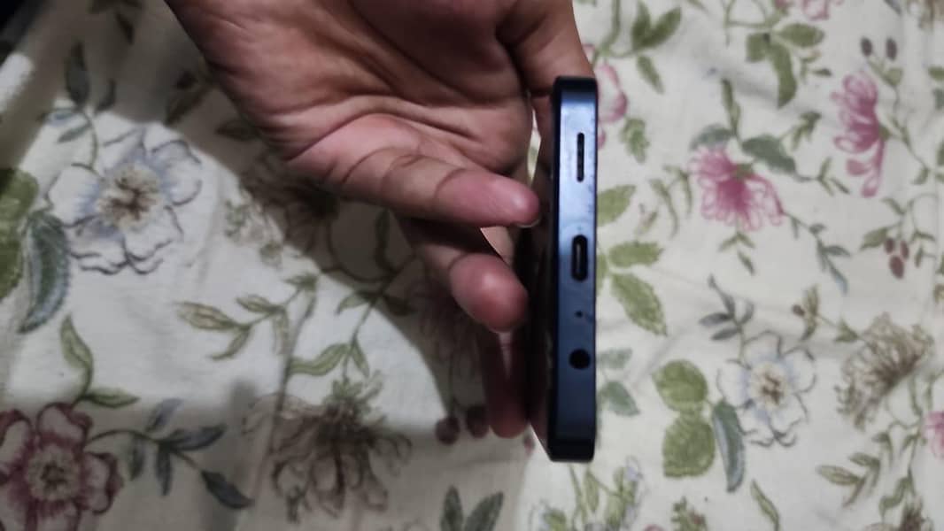 Samsung Mobile A06 3