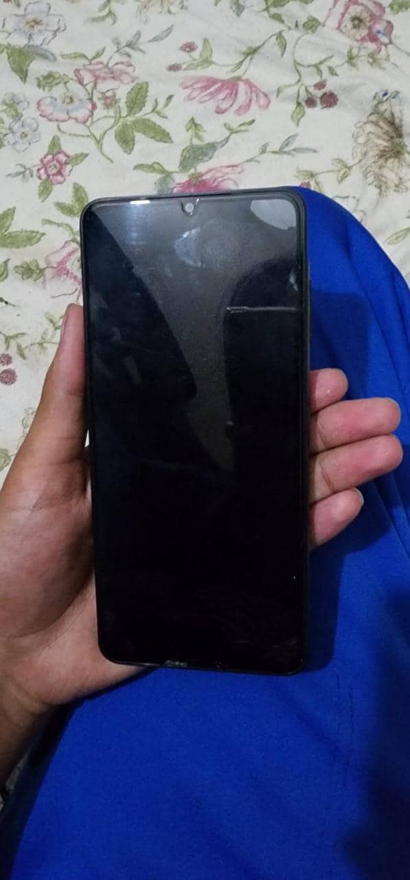 Samsung Mobile A06 7