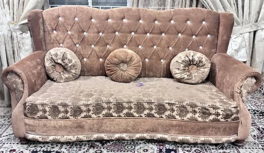 10/9 condition sofa
