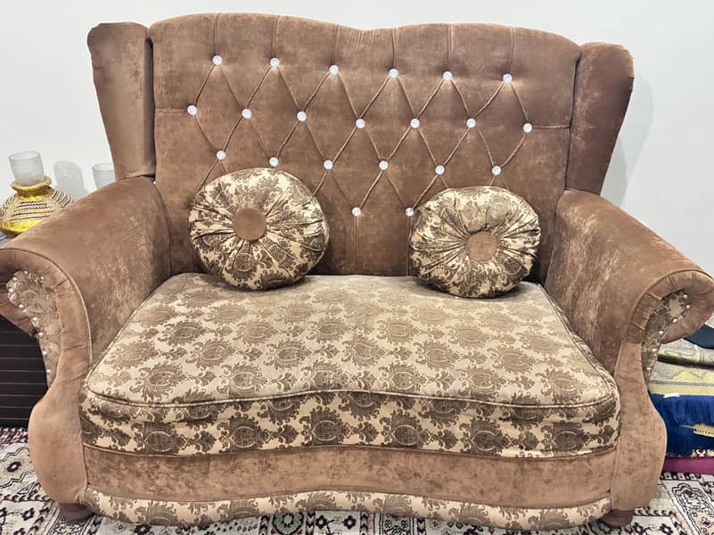 10/9 condition sofa 1