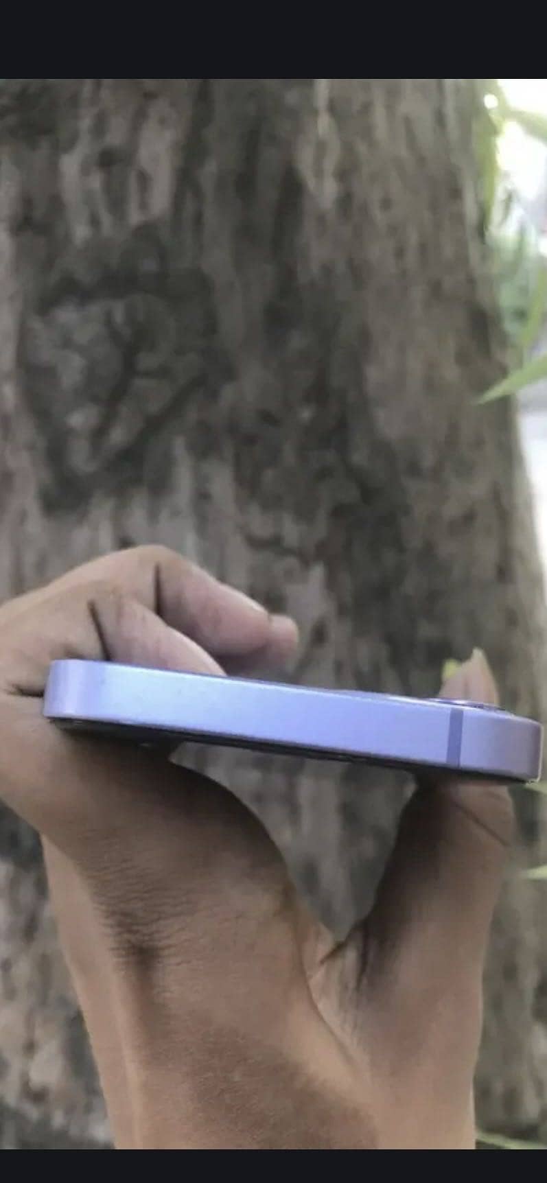 Apple iPhone 12 4