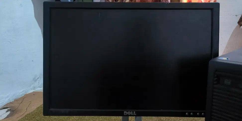CPU and screen 1