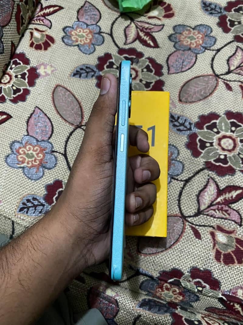 Realme C51 4